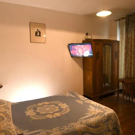 Hotel D'orléans Gare De L'est 2*